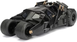Jada Toys Dc Comics - Batman The Dark Night Batmobile 1:24 -REFERENCE GAMING Soldes dc comics batman the dark night batmobile 124 5ece82b09d00f