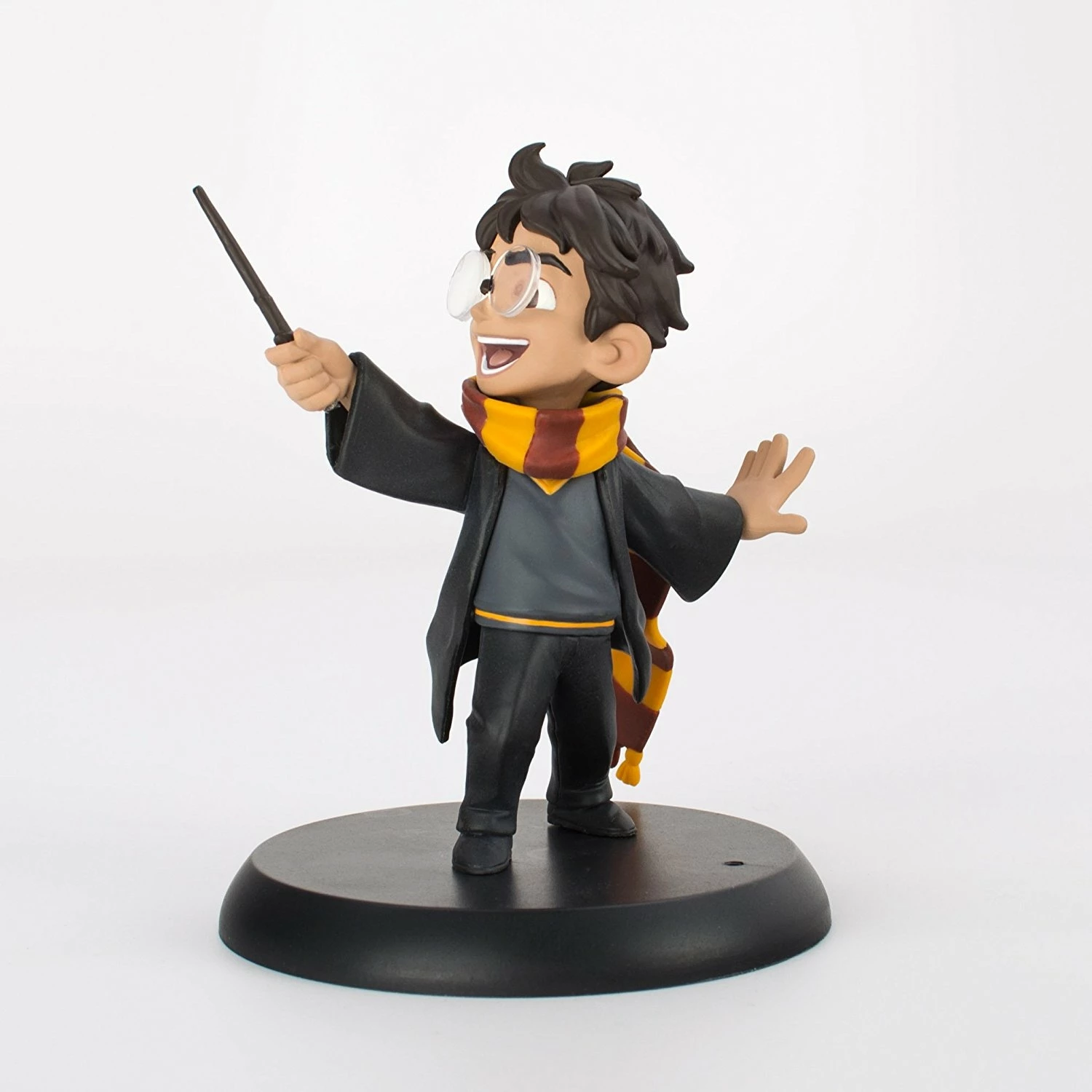 Quantum Mechanix HARRY POTTER - Figurine Q-Fig - Harry's First Spell - 16 Cm 6 Quantum Mechanix HARRY POTTER - Figurine Q-Fig - Harry's First Spell - 16 Cm – Image 4